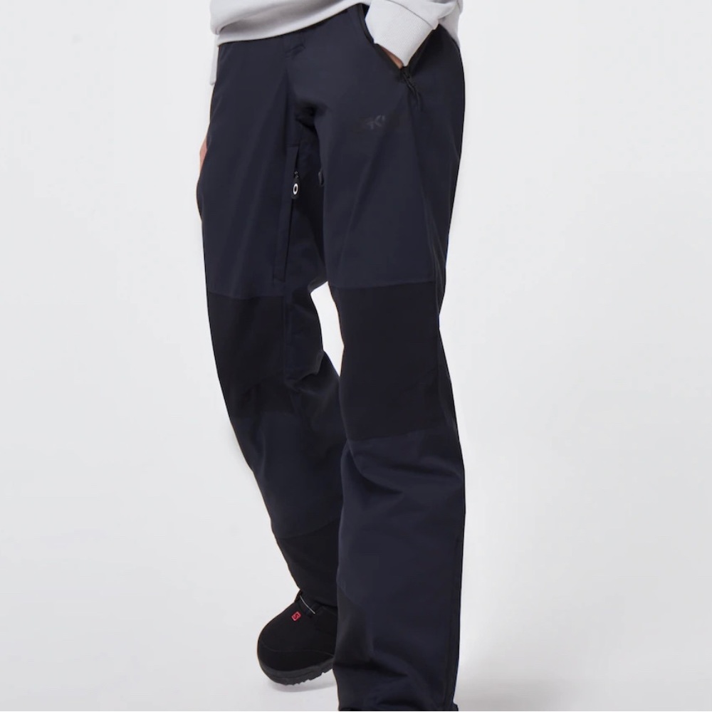 Oakley Women's Insulated Pant - Picture 2 of 8